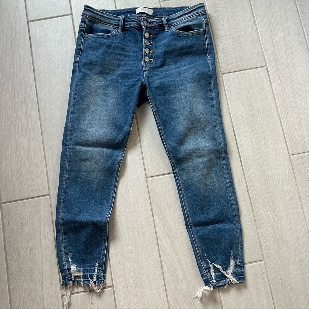 Vervet jeans. Size 30.  Never worn. Medium blue.